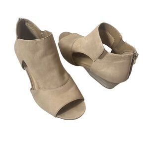 Naturalizer Womens 7.5M Wedge Wood Heel Zip Up Wrap Bootie Beige Nubuck Peep Toe